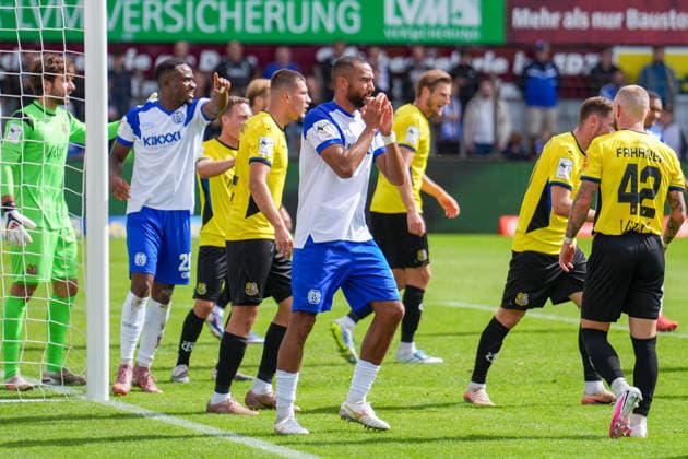 German Soccer, 3rd Division, Matchday 4, Hänsch Arena, SV Meppen vs. 1 FC Saarbrücken Cyrill Akono SV Meppen, 9 Copyright: xMichelxWittex
