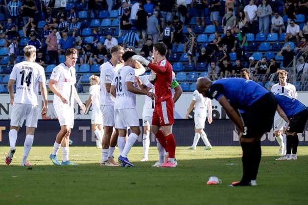 September 5, 2026, xhettx, Soccer 3rd Division, SV Waldhof Mannheim vs. SC Verl – Jubilation after the final whistle in Verl