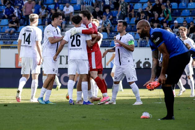 September 5, 2026, xhettx, Soccer 3rd Division, SV Waldhof Mannheim vs. SC Verl – Jubilation after the final whistle in Verl