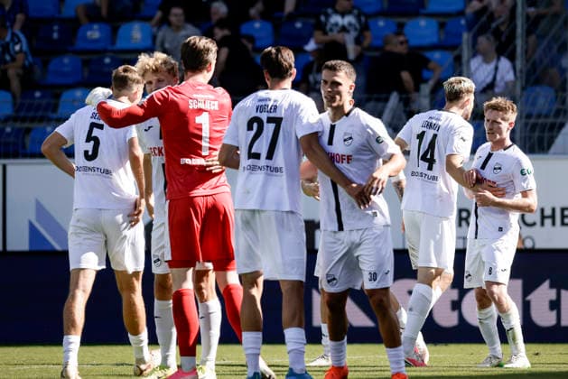 September 5, 2026, xhettx, Soccer 3rd Division, SV Waldhof Mannheim vs. SC Verl – Celebrations after the final whistle in Verl