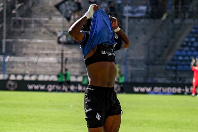 Germany Soccer Season 2026–2027, 3rd Division, Matchday 4, SV Waldhof Mannheim 07 vs. SC Verl, Carl Benz Stadium, Mannheim, Darnell Keumo, SV Waldhof Mannheim, 17 Gestures, Body Language, Emotion, Mannheim, Carl Benz Stadium, Germany Copyright: xBennetxLongx