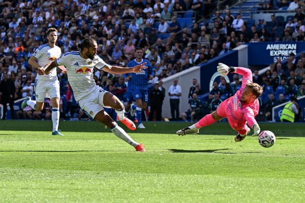 Brighton and Hove Albion v Leeds United Premier League Dominic Calvert-Lewin of Leeds United shoots during the Premier League match at the American Express Stadium, Brighton and Hove 05 09 2026 UK Newspapers OUT Copyright: xJeremyxLandeyx FIL-23899-0038