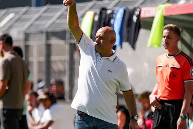 Germany Soccer Season 2026–2027, 3rd Division, Matchday 4, SV Waldhof Mannheim 07 vs. SC Verl, Carl Benz Stadium, Mannheim, Rui Mota (Coach), SV Waldhof Mannheim, Gestures, Body Language, Emotion, Mannheim, Carl Benz Stadium, Germany Copyright: xBennetxLongx