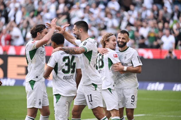 Jubel Franck Honorat (Borussia Moenchengladbach), Hugo Bolin (Borussia Moenchengladbach), Tim Kleindienst (Borussia Moenchengladbach), Mathieu Nguefack (Borussia Moenchengladbach), Joe Scally (Borussia Moenchengladbach), v.re. 05.09.2026, Fussball 1. Bundesliga, Saison 2026 2027, 2. Spieltag, Borussia Mönchengladbach - SV Elversberg DFL regulations prohibit any use of photographs as image sequences and or quasi-video Moenchengladbach Ista-Borussia-Park Nordrhein Westfalen Deutschland *** Franck Honorat, Borussia Mönchengladbach; Hugo Bolin, Borussia Mönchengladbach; Tim Kleindienst, Borussia Mönchengladbach; Mathieu Nguefack, Borussia Mönchengladbach; Joe Scally, Borussia Mönchengladbach; Fri, Sep 5, 2026, Soccer, Bundesliga 1, 2026–2027 season, Matchday 2, Borussia Mönchengladbach vs. SV Elversberg. DFL regulations prohibit any use of photographs as image sequences and or quasi-video. Mönchengladbach, Borussia Park, North Rhine-Westphalia, Germany Team2