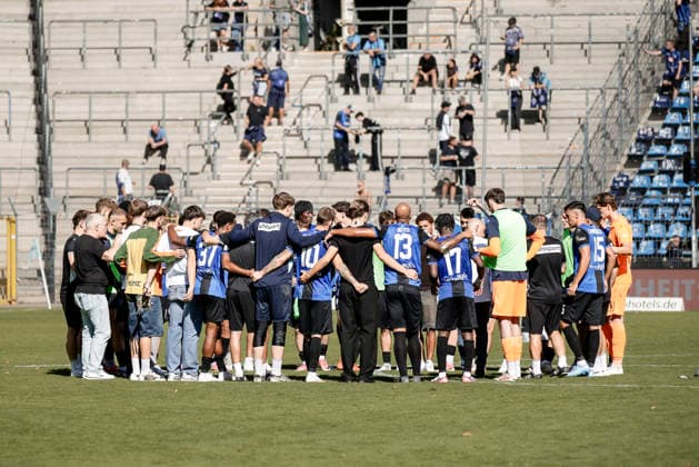 September 5, 2026, xhettx, Soccer 3rd Division, SV Waldhof Mannheim vs. SC Verl: The Waldhof players gather in a circle after the game