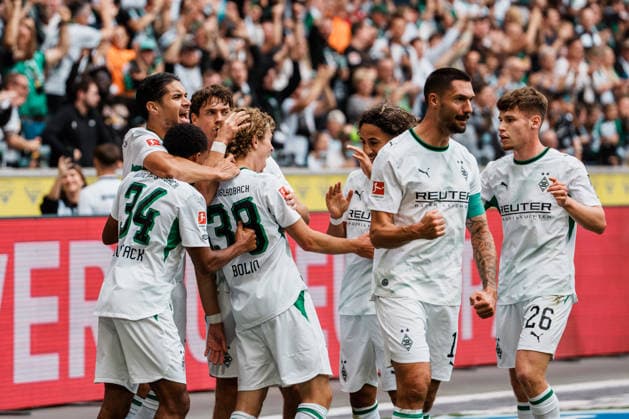 Deutschland: Fußball 1. Bundesliga Männer 2026 - 2027, 2. Spieltag - VfL Borussia Mönchengladbach vs SV Elversberg (ista Borussia Park): Jubel, Tor, Führung, Treffer, Freude, feiern, Emotionen, 1 zu 0 von Hugo Bolin (Borussia Mönchengladbach, 38) *** Germany Soccer 1st Bundesliga Men 2026–2027, Matchday 2: VfL Borussia Mönchengladbach vs. SV Elversberg at Borussia Park—Jubilation, Goal, Lead, Score, Joy, Celebration, Emotions, 1–0 by Hugo Bolin for Borussia Mönchengladbach, 38 Copyright: xThiemoxRudolphx