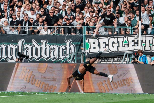 Deutschland: Fußball 1. Bundesliga Männer 2026 - 2027, 2. Spieltag - VfL Borussia Mönchengladbach vs SV Elversberg (ista Borussia Park): 1 zu 1 Auslgeich von David Mokwa (SV Elversberg, 42), Jubel, Tor, Freude, feiern, Spass, Emotionen, Rad *** Germany Men s Soccer Bundesliga 1 2026–2027, Matchday 2: VfL Borussia Mönchengladbach vs. SV Elversberg at Borussia Park—1-1 tie thanks to David Mokwa of SV Elversberg (42 ), celebration, goal, joy, partying, fun, emotions, bicycle kick Copyright: xThiemoxRudolphx
