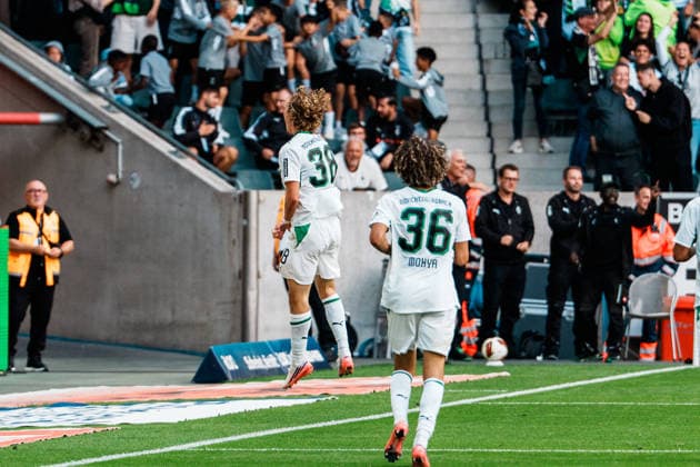 Deutschland: Fußball 1. Bundesliga Männer 2026 - 2027, 2. Spieltag - VfL Borussia Mönchengladbach vs SV Elversberg (ista Borussia Park): Jubel, Tor, Freude, feiern, Spass, Emotionen von Hugo Bolin (Borussia Mönchengladbach, 38) zum 2 zu 1 *** Germany Soccer 1st Bundesliga Men 2026–2027, Matchday 2: VfL Borussia Mönchengladbach vs. SV Elversberg at Borussia Park—cheers, goal, joy, celebration, fun, emotions from Hugo Bolin of Borussia Mönchengladbach, 38–2–1 Copyright: xThiemoxRudolphx