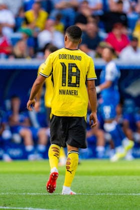 1. Bundesliga, 2. Spieltag, TSG 1899 Hoffenheim vs. Borussia Dortmund am 05.09.2026 Ethan Nwaneri debut erster Einsatz Einwechselung WICHTIGER HINWEIS: Gemäß den Vorgaben der DFL und des DFB ist es untersagt, in dem Stadion und oder vom Spiel angefertigte Fotoaufnahmen in Form von Sequenzbildern und oder videoähnlichen Fotostrecken zu verwerten bzw. verwerten zu lassen. *** Bundesliga 1, Matchday 2, TSG 1899 Hoffenheim vs. Borussia Dortmund on September 5, 2026—Ethan Nwaneri’s debut, first appearance, came off the bench. IMPORTANT NOTICE: In accordance with DFL and DFB regulations, it is prohibited to use or allow the use of photographs taken in the stadium and or during the match in the form of sequential images and or video-like photo series. Copyright: xBahhoxKarax