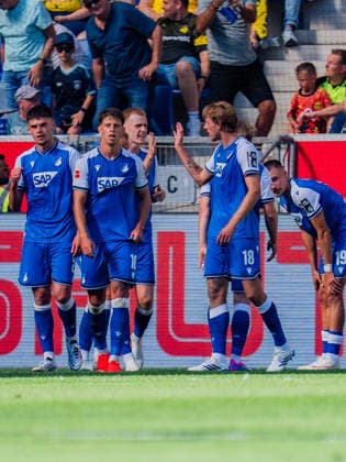 1. Bundesliga, 2. Spieltag, TSG 1899 Hoffenheim vs. Borussia Dortmund am 05.09.2026 Tor zum 1:0 durch Leon Avdullahu WICHTIGER HINWEIS: Gemäß den Vorgaben der DFL und des DFB ist es untersagt, in dem Stadion und oder vom Spiel angefertigte Fotoaufnahmen in Form von Sequenzbildern und oder videoähnlichen Fotostrecken zu verwerten bzw. verwerten zu lassen. *** Bundesliga 1, Matchday 2, TSG 1899 Hoffenheim vs. Borussia Dortmund on September 5, 2026. Goal to make it 1–0 by Leon Avdullahu. IMPORTANT NOTICE: In accordance with DFL and DFB regulations, it is prohibited to use or allow the use of photographs taken in the stadium and or during the game in the form of sequential images and or video-like photo sequences Copyright: xBahhoxKarax