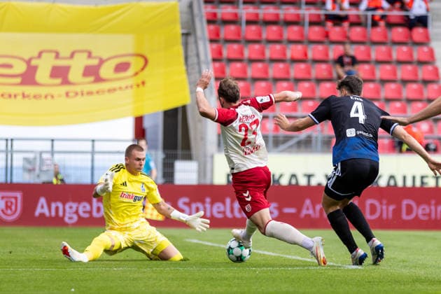 September 5, 2026, Soccer, GER, Season, 3rd Division, 2026–2027 Season, Matchday 4, SSV Jahn Regensburg vs. MSV Duisburg, Lucas Hermes, SSV Jahn Regensburg falls to Maximilian Braune, Duisburg. DFL regulations prohibit any use of photographs as image sequences and or quasi-video.
