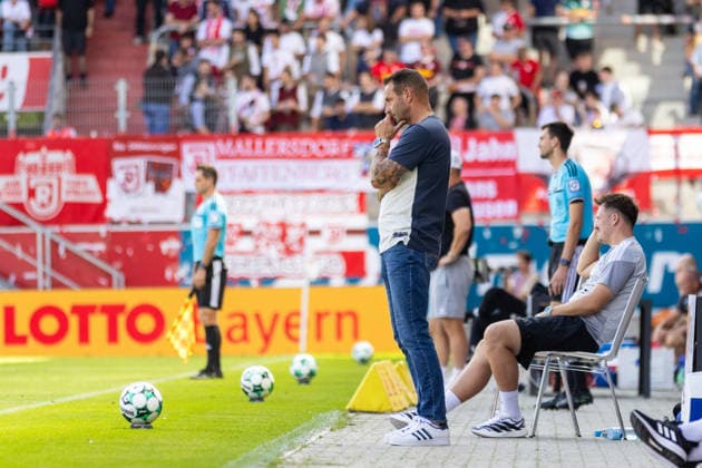 September 5, 2026, Soccer, GER, Season, 3rd Division, 2026–2027 Season, Matchday 4, SSV Jahn Regensburg vs. MSV Duisburg, Dietmar Hirsch, Coach of MSV Duisburg, DFL REGULATIONS PROHIBIT ANY USE OF PHOTOGRAPHS AS IMAGE SEQUENCES AND OR QUASI-VIDEO
