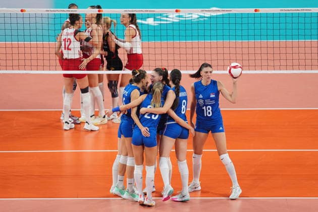 Turkiye v Serbia - CEV EuroVolley 2026 ISTANBUL, TURKIYE - SEPTEMBER 5: Players of Serbia celebrate after scoring during the CEV Women s European Volleyball Championship semifinal match between Turkiye and Serbia at Sinan Erdem Sports Hall in Istanbul, Turkiye, on September 5, 2026. Cemal Yurttas Anadolu Istanbul Turkey. Editorial use only. Please get in touch for any other usage.  Copyright: x2026xAnadoluxCemalxYurttasx