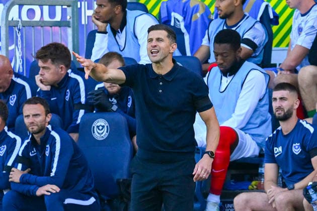 Portsmouth v Cardiff City, EFL Sky Bet Championship Portsmouth manager John Mousinho gestures during the EFL Sky Bet Championship match between Portsmouth and Cardiff City at Fratton Park, Portsmouth, UK on 5 September 2026. Portsmouth Fratton Park Hampshire UK Editorial use only DataCo restrictions apply See www.football-dataco.com , Copyright: xGrahamxHuntx PSI-24809-0049