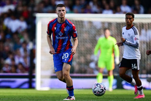 Fulham v Crystal Palace, Premier League Crystal Palace midfielder Adam Wharton (20) on the ball during the Premier League match between Fulham and Crystal Palace at Craven Cottage, London, UK on 5 September 2026. London Craven Cottage Greater London UK Editorial use only DataCo restrictions apply See www.football-dataco.com , Copyright: xDennisxGoodwinx PSI-24838-0041