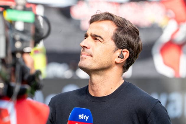 Deutschland: 1. Bundesliga 2026 2027, 2. Spieltag, Bayer 04 Leverkusen vs 1.FC Union Berlin, Samstag, 05.09.2026 BayArena-Stadion (Leverkusen-Nordrhein-Westfalen): im TV Interview vor der Partie Carles Martinez (Cheftrainer, Bayer 04 Leverkusen) Freisteller, Nahaufnahme, Porträt, Portrait, Einzelfoto Leverkusen BayArena-Stadion Deutschland *** Germany 1 Bundesliga 2026–2027, Matchday 2, Bayer 04 Leverkusen vs. 1. FC Union Berlin, Saturday, September 5, 2026, BayArena Stadium, Leverkusen, North Rhine-Westphalia; TV interview before the match with Carles Martinez, head coach of Bayer 04 Leverkusen; cutout, close-up, portrait, single photo, Leverkusen, BayArena Stadium, Germany Copyright: xOrhanxHabashx