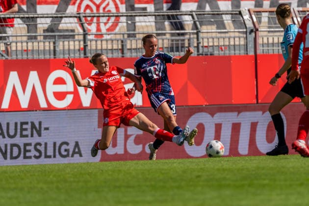 Spielszene, Zweikampf, v.l. Paula Flach (1. FSV Mainz 05, 18), Beke Sterner (1. FC Koeln, 37), GER, 1. FSV Mainz 05 vs. 1. FC Koeln, Fussball, Google Pixel Frauen-Bundesliga, 3. Spieltag, Saison 2026 2027, 05.09.2026, DFB REGULATIONS PROHIBIT ANY USE OF PHOTOGRAPHS AS IMAGE SEQUENCES AND OR QUASI-VIDEO, GER, 1. FSV Mainz 05 vs. 1. FC Koeln, Fussball, Google Pixel Frauen-Bundesliga, 3. Spieltag, Saison 2026 2027, 05.09.2026 Mainz *** Game scene, tackle, from left: Paula Flach (1 FSV Mainz 05, 18), Beke Sterner (1 FC Koeln, 37), GER, 1 FSV Mainz 05 vs. 1 FC Cologne, Soccer, Google Pixel Women’s Bundesliga, Matchday 3, 2026–2027 Season, September 5, 2026, DFB regulations prohibit any use of photographs as image sequences and or quasi-video, GER, 1 FSV Mainz 05 vs. 1 FC Cologne, Soccer, Google Pixel Women s Bundesliga, Matchday 3, 2026–2027 Season, September 5, 2026, Mainz Copyright: xEibner-Pressefoto J-NxGroemlingx EP_JGG