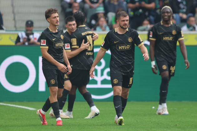 05.09.2026, Fussball, Herren, 1. Bundesliga, Saison 2026 2027, Borussia Mönchengladbach - SV 07 Elversberg, Torjubel zum 3:3, Torschütze: Felix Keidel (SV 07 Elversberg) Mönchengladbach Ista-Borussia-Park Nordrhein-Westfalen Deutschland (DEU) *** September 5, 2026, Soccer, Men s, 1. Bundesliga, 2026–2027 Season, Borussia Mönchengladbach vs. SV 07 Elversberg, goal celebration after the 3–3 tie, goal scorer Felix Keidel, SV 07 Elversberg vs. Mönchengladbach, live at Borussia Park, North Rhine-Westphalia, Germany, DEU Copyright: xSebastianxBachx