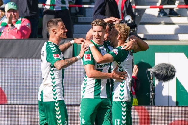 Torjubel zum 3:0 Tor durch Marco Grüll (Werder Bremen, 17), Freude, Emotionen, Deutschland: Fussball, Bundesliga, Saison 2026 27, 2. Spieltag, 05.09.2026, Werder Bremen vs RB Leipzig, Weserstadion (Bremen) *** Goal celebration for the 3-0 goal by Marco Grüll, Werder Bremen, 17, joy, emotions, German soccer, Bundesliga, 2026-27 season, Matchday 2, September 5, 2026, Werder Bremen vs. RB Leipzig, Weserstadion, Bremen Copyright: xLeonxFrickx