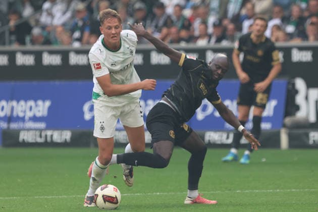 05.09.2026, Fussball, Herren, 1. Bundesliga, Saison 2026 2027, Borussia Mönchengladbach - SV 07 Elversberg, Amara Conde (SV 07 Elversberg), Jan Leszczynski (Borussia Mönchengladbach) Mönchengladbach Ista-Borussia-Park Nordrhein-Westfalen Deutschland (DEU) *** September 5, 2026, Soccer, Men s, 1. Bundesliga, 2026–2027 season, Borussia Mönchengladbach vs. SV 07 Elversberg, Amara Conde (SV 07 Elversberg), Jan Leszczynski (Borussia Mönchengladbach), Mönchengladbach, Ista, Borussia Park, North Rhine-Westphalia, Germany, DEU Copyright: xSebastianxBachx
