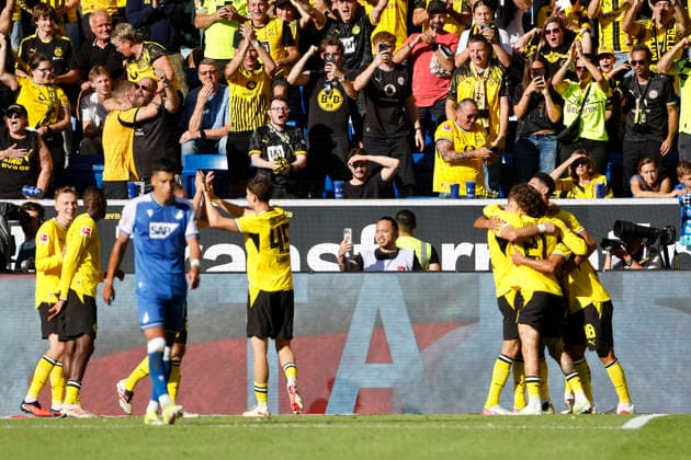 Torjubel BVB Dortmund beim 3:3 , Deutschland, Fussball, 1. Bundesliga, 2.Spieltag, 2026 2027, TSG Hoffenheim vs. Borussia Dortmund, 05.09.2026, Sinsheim SNP Arena Deutschland *** BVB Dortmund celebrates a goal in the 3-3 match, Germany, soccer, Bundesliga 1, Matchday 2, 2026–2027, TSG Hoffenheim vs. Borussia Dortmund, September 5, 2026, Sinsheim SNP Arena, Germany Copyright: xGrantxHubbsx