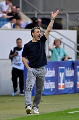 Trainer Niko Kovac Borussia Dortmund BVB am Spielfeldrand Gestik Geste TSG 1899 Hoffenheim vs Borussia Dortmund BVB 05.09.2026 DFL REGULATIONS PROHIBIT ANY USE OF PHOTOGRAPHS AS IMAGE SEQUENCES AND OR QUASI-VIDEO TSG 1899 Hoffenheim vs Borussia Dortmund BVB *** Coach Niko Kovac, Borussia Dortmund (BVB), on the sidelines, gesturing—TSG 1899 Hoffenheim vs. Borussia Dortmund (BVB), September 5, 2026. DFL regulations prohibit any use of photographs as image sequences and or quasi-video content.EO TSG 1899 Hoffenheim vs. Borussia Dortmund (BVB)