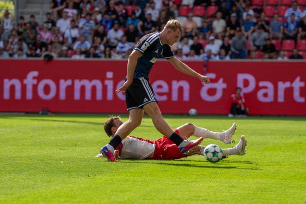 Peter Remmert of MSV Duisburg scores the goal to make it 1–1 in the match between Jahn Regensburg and MSV Duisburg, soccer, 3rd Division, Matchday 4, September 5, 2026 Jahn Regensburg vs. MSV Duisburg, soccer, 3rd Division, September 5, 2026, Regensburg Copyright: xEibner-Pressefotox EP_EER