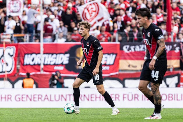 3rd Division: Rot-Weiss Essen vs. FC Viktoria Köln, September 5, 2026; Tim Kloss, FC Viktoria Köln, 18; 3rd Division: Rot-Weiss Essen vs. FC Viktoria Köln, Stadion an der Hafenstraße, Essen, September 5, 2026; DFL regulations prohibit any use of photographs as image sequences and or quasi-video Copyright: xBEAUTIFULxSPORTS Buriakovx