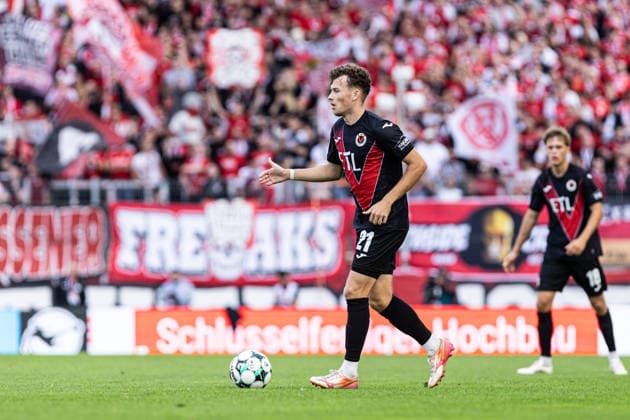 3rd Division: Rot-Weiss Essen vs. FC Viktoria Köln, September 5, 2026, Lucas Wolf (FC Viktoria Köln), 21, 3rd Division: Rot-Weiss Essen vs. FC Viktoria Köln, Stadion an der Hafenstraße, Essen, September 5, 2026. DFL regulations prohibit any use of photographs as image sequences and or quasi-video. Copyright: xBEAUTIFULxSPORTS Buriakovx