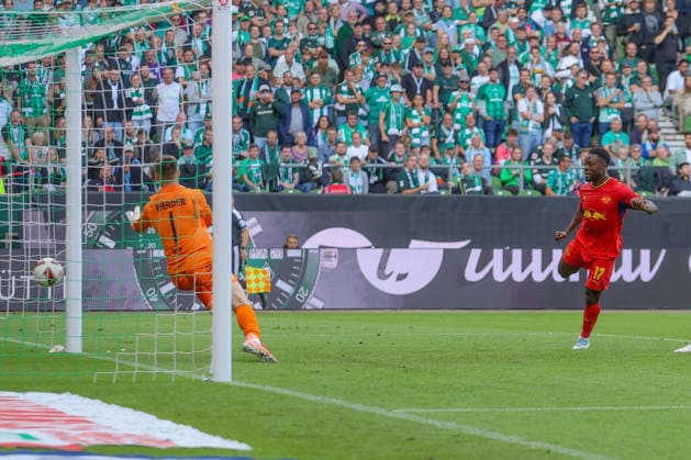 05.09.2026, xtgx, Fussball - 1.Bundesliga SV Werder Bremen - RB Leipzig v.l. Tor zum 3:1 durch Ridle Baku (Leipzig, 17) (DFL DFB REGULATIONS PROHIBIT ANY USE OF PHOTOGRAPHS as IMAGE SEQUENCES and or QUASI-VIDEO) Bremen *** September 5, 2026, xtgx, Soccer, Bundesliga 1, SV Werder Bremen vs. RB Leipzig, goal to make it 3–1 by Ridle Baku (Leipzig), 17. DFL and DFB regulations prohibit any use of photographs as image sequences and or quasi-video in Bremen