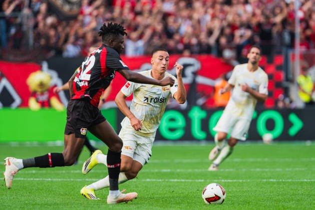 Edmond Tapsoba (Bayer 04 Leverkusen, 12) im Zweikampf mit Marin Ljubicic (1.FC Union Berlin, 27) Bayer 04 Leverkusen vs. 1.FC Union Berlin, Fussball, 1.Bundesliga, 2.Spieltag, Saison 2026 27, 05.09.2026, DFL REGULATIONS PROHIBIT ANY USE OF PHOTOGRAPHS AS IMAGE SEQUENCES AND OR QUASI-VIDEO, Bayer 04 Leverkusen vs. 1.FC Union Berlin, Fussball, 1.Bundesliga, 2.Spieltag, Saison 2026 27, 05.09.2026 Leverkusen *** Edmond Tapsoba (Bayer 04 Leverkusen), No. 12, in a tackle with Marin Ljubicic (1. FC Union Berlin), No. 27; Bayer 04 Leverkusen vs. 1. FC Union Berlin; Soccer; Bundesliga 1; Matchday 2; 2026–27 season, September 5, 2026, DFL regulations prohibit any use of photographs as image sequences and or quasi-video, Bayer 04 Leverkusen vs. 1. FC Union Berlin, soccer, Bundesliga 1, Matchday 2, 2026–27 season, September 5, 2026, Leverkusen Copyright: xEibner-Pressefoto LukasxBaldygax EP_LBA