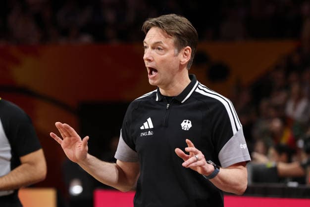 National Team Coach Olaf Lange gives instructions; Upper Body Drill; Basketball; FIBA World Cup; World Championship; Women s World Cup; 2026-2027 Season; May 9, 2026; DBB; Germany (GER) vs. Japan (JPN)