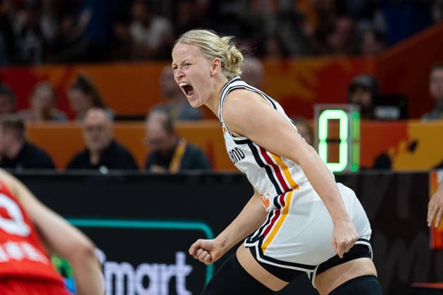 Alexandra Wilke, Germany, 03, cheering, GER, Germany vs. Japan, basketball, 2026 FIBA Women s World Cup, group stage, Matchday 2, September 5, 2026, GER, Germany vs. Japan, Basketball, 2026 FIBA Women’s World Cup, Group Stage, Matchday 2, September 5, 2026, Berlin Copyright: xEibner-Pressefoto MaxxVincenx EP_MVN
