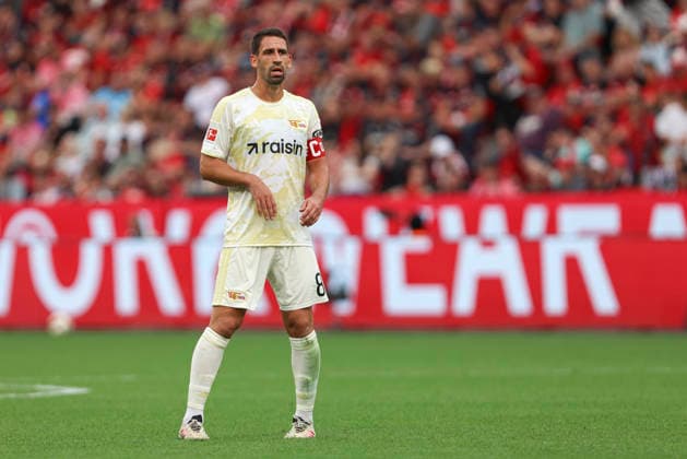Rani Khedira (1.FC Union Berlin) in Aktion, am Ball, Einzelaktion waehrend des Spiels der 1. Bundesliga zwischen Bayer 04 Leverkusen und 1. FC Union Berlin, BayArena am 05. September 2026 in Leverkusen, Deutschland. (Foto von Oliver Kaelke DeFodi Images) +++ Rani Khedira (1.FC Union Berlin) controls the ball during the Bundesliga match between Bayer 04 Leverkusen and 1. FC Union Berlin at BayArena on September 5, 2026 in Leverkusen, Germany. (Photo by Oliver Kaelke DeFodi Images) DFB DFL REGULATIONS PROHIBIT ANY USE OF PHOTOGRAPHS AS IMAGE SEQUENCES AND OR QUASI-VIDEO. (Photo by Oliver Kaelke DeFodi Images) - *** Rani Khedira of 1. FC Union Berlin in action, on the ball, making a solo run during the Bundesliga match between Bayer 04 Leverkusen and 1. FC Union Berlin, BayArena on September 5, 2026, in Leverkusen, Germany. Photo by Oliver Kaelke, DeFodi Images. Rani Khedira of 1. FC Union Berlin controls the ball during the Bundesliga match between Bayer 04 Leverkusen and 1. FC Union Berlin at BayArena on September 5, 2026 in Leverkusen, Germany. Photo by Oliver Kaelke, DeFodi Images. DFB and DFL regulations prohibit any use of photographs as image sequences and or quasi-video. Photo by Oliver Kaelke, DeFodi Images.