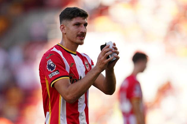 Premier League: Brentford v Sunderland Vitaly Janelt of Brentford at full time during the Premier League match Brentford vs Sunderland at GTECH Community Stadium, London, United Kingdom on 05 September 2026 (Photo by Harvey Murphy News Images) Copyright: xHarveyxMurphy NewsxImagesx