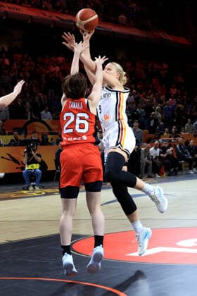 September 5, 2026, GER, Basketball, Women s, Basketball World Cup, 2026, Matchday 1, Germany vs. Japan, Emma Eichmeyer (Germany) 9, Kokoro Tanaka (Japan) 26, Berlin, Max Schmeling Halle, Berlin, Germany Copyright: xNordphotox xEnglerx