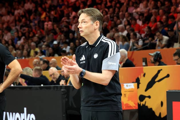 September 5, 2026, GER, Women s Basketball, Women s Basketball World Cup, 2026, Matchday 1, Germany vs. Japan; Head Coach Olaf Lange; Germany; Berlin; Max Schmeling Halle, Berlin; Germany Copyright: xNordphotox xEnglerx