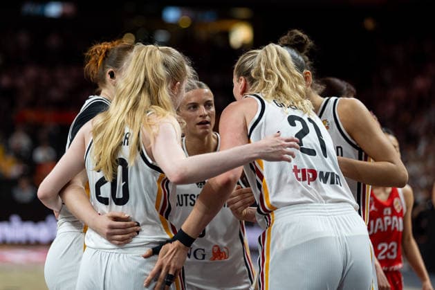 German team during a huddle, Frieda Buhner (Germany), 20, Alexandra Wilke (Germany), 03, Marie Guelich (Germany), 21, GER, Germany vs. Japan, basketball, 2026 FIBA Women’s World Cup, group stage, Matchday 2, September 5, 2026 GER, Germany vs. Japan, basketball, 2026 FIBA Women’s World Cup, group stage, Match Day 2, September 5, 2026 Berlin Copyright: xEibner-Pressefoto MaxxVincenx EP_MVN