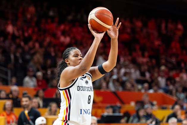 Nyara Sabally of Germany, No. 8, shooting, GER, Germany vs. Japan, Basketball, 2026 FIBA Women s World Cup, Group Stage, Matchday 2, September 5, 2026, GER, Germany vs. Japan, Basketball, 2026 FIBA Women’s World Cup, Group Stage, Matchday 2, September 5, 2026, Berlin Copyright: xEibner-Pressefoto MaxxVincenx EP_MVN