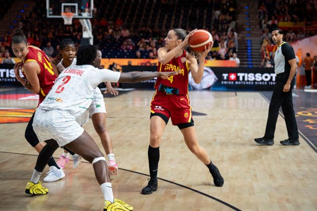 Mali v Spain: Group A - FIBA Women s Basketball World Cup Germany 2026 Mariona Ortiz plays during the FIBA Women s Basketball World Cup 2026 match between Mali and Spain in Berlin, Germany, on September 5, 2026. Berlin Germany  Copyright: xMarcinxGolbax originalFilename:golba-malivspa260905_npQ92.jpg