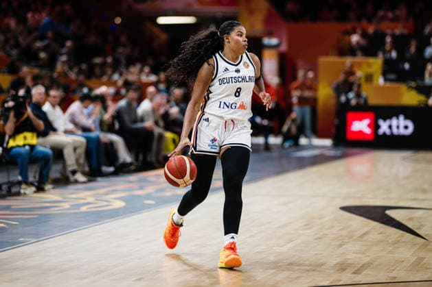 2026 FIBA Women s Basketball World Cup: Germany vs. Japan, September 5, 2026—Nyara Sabally (Germany), 8 on the ball—basketball, FIBA Women’s Basketball World Cup 2026, Group Stage, Group A, Matchday 2: Germany vs. Japan on September 5, 2026, at the Max Schmeling Halle, Berlin Copyright: xBEAUTIFULxSPORTS Tonhäuserx