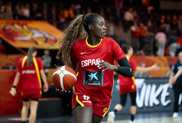 Mali v Spain: Group A - FIBA Women s Basketball World Cup Germany 2026 Awa Fam warms up before the FIBA Women s Basketball World Cup 2026 match between Mali and Spain in Berlin, Germany, on September 5, 2026. Berlin Germany  Copyright: xMarcinxGolbax originalFilename:golba-malivspa260905_npuxE.jpg
