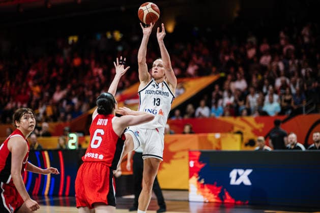 2026 FIBA Women’s Basketball World Cup: Germany vs. Japan, September 5, 2026—Leonie Fiebich of Germany, No. 13, shoots a basketball, FIBA Women’s Basketball World Cup 2026, Group Stage, Group A, Matchday 2: Germany vs. Japan on September 5, 2026, at the Max Schmeling Halle, Berlin Copyright: xBEAUTIFULxSPORTS Tonhäuserx