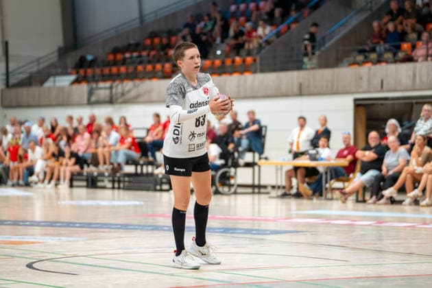 Handball I Women I 2026–2027 Season I 2nd Bundesliga I Matchday 2 I VfL Waiblingen vs. HSG Freiburg I September 5, 2026 Sev Albrecht 83, HSG Freiburg on a penalty throw at the Waiblingen Rundsporthalle, Baden-Württemberg, Germany Copyright: xLobeca MaxxPetershansx