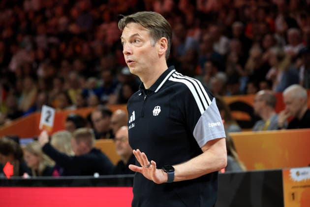 September 5, 2026, GER, Women s Basketball, Women s Basketball World Cup, 2026, Matchday 1, Germany vs. Japan; Head Coach Olaf Lange; Germany; Berlin; Max Schmeling Halle, Berlin, Germany Copyright: xNordphotox xEnglerx