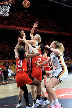 September 5, 2026, GER, Women s Basketball, Women s Basketball World Cup, 2026, Match Day 1, Germany vs. Japan Frieda Buehner (Germany) 20, Marie Guelich (Germany) 21, Stephanie Mawuli (Japan) 3, Norika Konno (Japan) 3 Berlin Max Schmeling Halle Berlin, Germany Copyright: xNordphotox xEnglerx