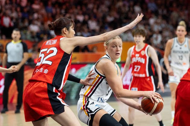 Emma Eichmeyer (Germany), No. 9, dribbling against Yuki Miyazawa (Japan), No. 52, GER, Germany vs. Japan, Basketball, 2026 FIBA Women’s World Cup, Group Stage, Matchday 2, September 5, 2026, GER, Germany vs. Japan, Basketball, 2026 FIBA Women’s World Cup, Group Stage, Matchday 2, September 5, 2026, Berlin Copyright: xEibner-Pressefoto MaxxVincenx EP_MVN