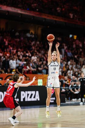 2026 FIBA Women s Basketball World Cup: Germany vs. Japan, September 5, 2026—Leonie Fiebich of Germany, No. 13, shoots a basketball, FIBA Women’s Basketball World Cup 2026, Group Stage, Group A, Matchday 2: Germany vs. Japan on September 5, 2026, at the Max Schmeling Halle, Berlin Copyright: xBEAUTIFULxSPORTS Tonhäuserx