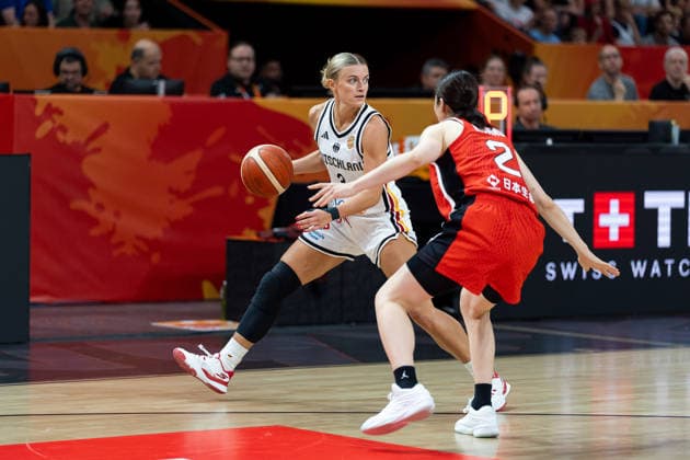 Alexandra Wilke (Germany), No. 3, dribbling past Norika Konno (Japan), No. 2, GER, Germany vs. Japan, Basketball, 2026 FIBA Women’s World Cup, Group Stage, Matchday 2, September 5, 2026, GER, Germany vs. Japan, Basketball, 2026 FIBA Women’s World Cup, Group Stage, Matchday 2, September 5, 2026, Berlin Copyright: xEibner-Pressefoto MaxxVincenx EP_MVN