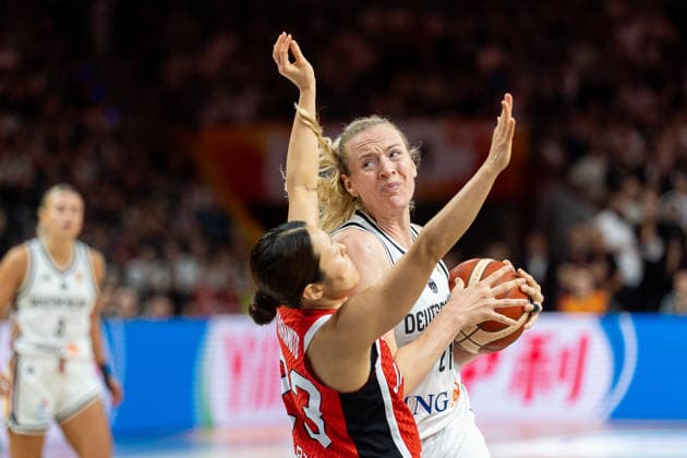 Marie Guelich (GER, Germany), 21, dribbling past Mai Yamamoto (JPN, Japan), 23, GER, Germany vs. Japan, Basketball, 2026 FIBA Women’s World Cup, Group Stage, Matchday 2, September 5, 2026, GER, Germany vs. Japan, Basketball, 2026 FIBA Women’s World Cup, Group Stage, Matchday 2, September 5, 2026, Berlin Copyright: xEibner-Pressefoto MaxxVincenx EP_MVN